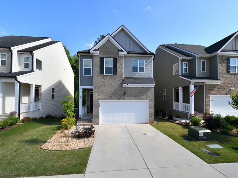 Image for property 108 Silver Birch Pass, Newnan, GA 30265