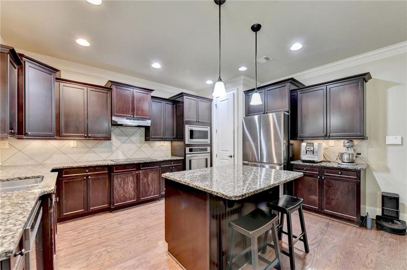 Image for property 3191 Lake Mcginnis Drive, Suwanee, GA 30024