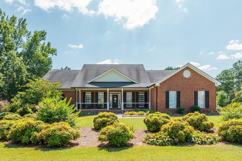 Image for property 12 Ivy Chase Way, Cartersville, GA 30121