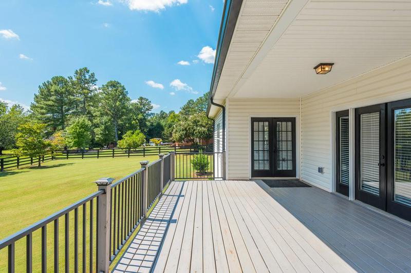 Image for property 12 Ivy Chase Way, Cartersville, GA 30121