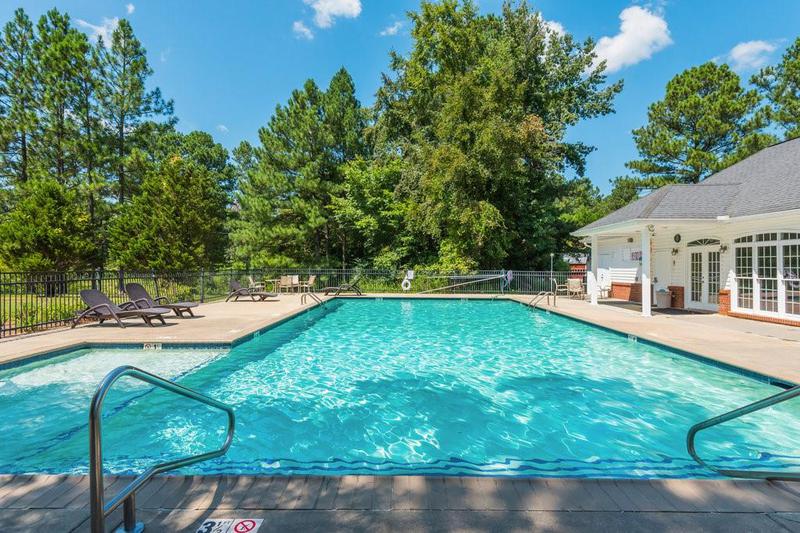 Image for property 12 Ivy Chase Way, Cartersville, GA 30121
