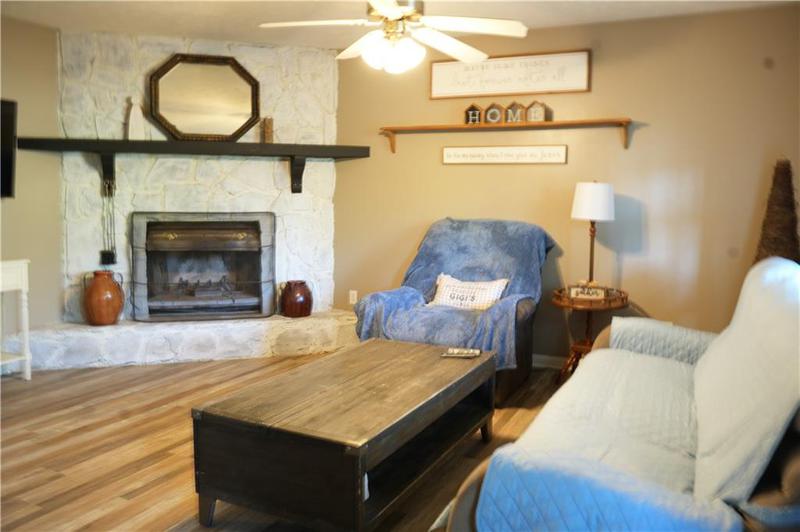 Image for property 4120 Highway 92, Acworth, GA 30102