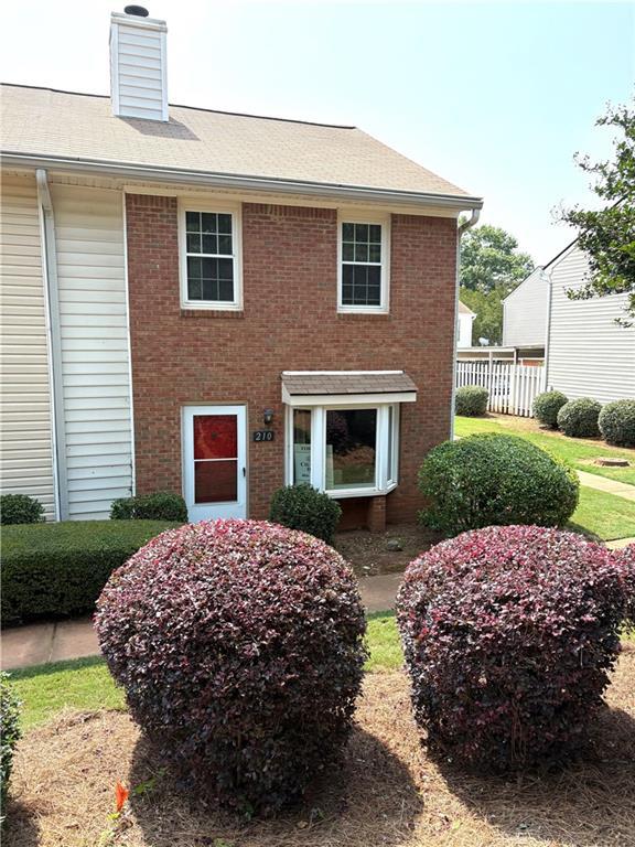 Image for property 210 Mill Creek Place, Roswell, GA 30076