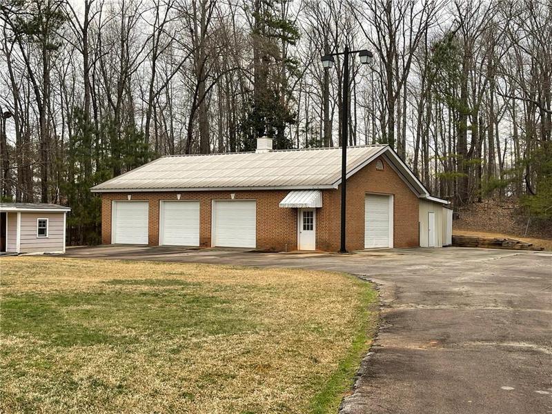 Image for property 3355 Smithtown Road, Suwanee, GA 30024