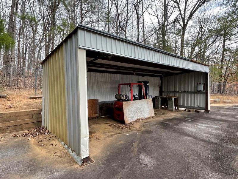 Image for property 3355 Smithtown Road, Suwanee, GA 30024