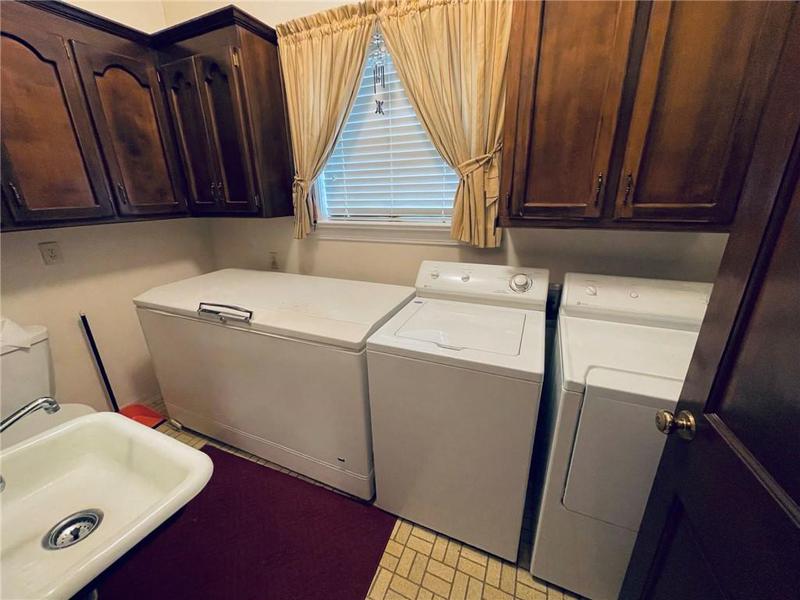 Image for property 3355 Smithtown Road, Suwanee, GA 30024