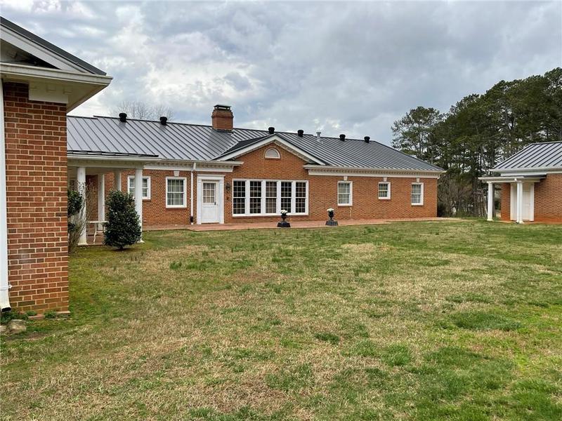 Image for property 3355 Smithtown Road, Suwanee, GA 30024