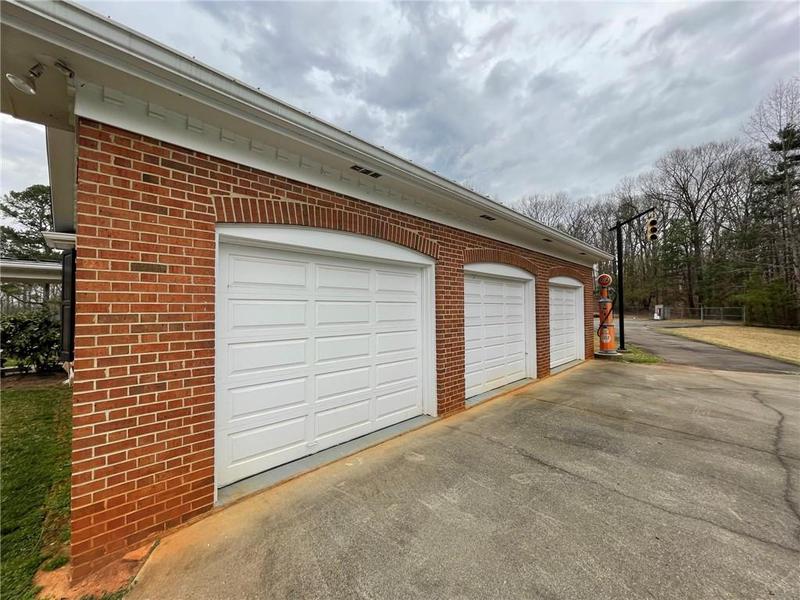 Image for property 3355 Smithtown Road, Suwanee, GA 30024