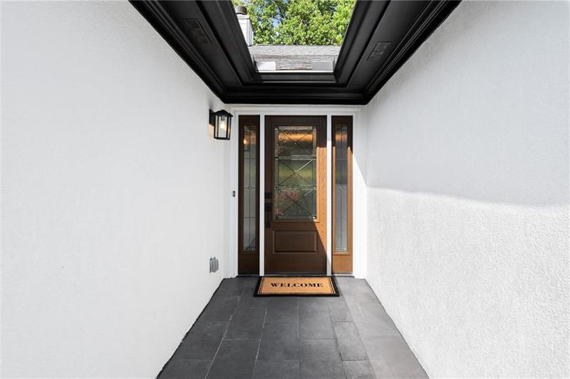 Image for property 285 Saddle Bridge Drive, Alpharetta, GA 30022