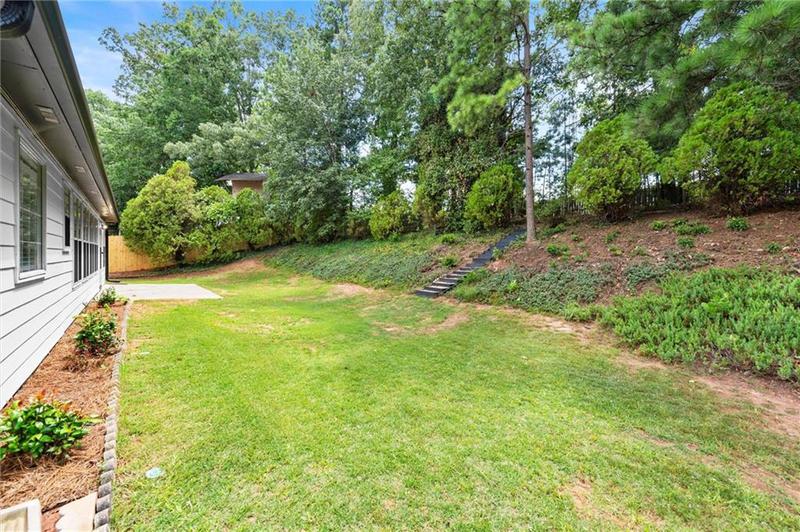 Image for property 285 Saddle Bridge Drive, Alpharetta, GA 30022