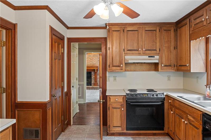 Image for property 4158 Azalea Court, Snellville, GA 30039