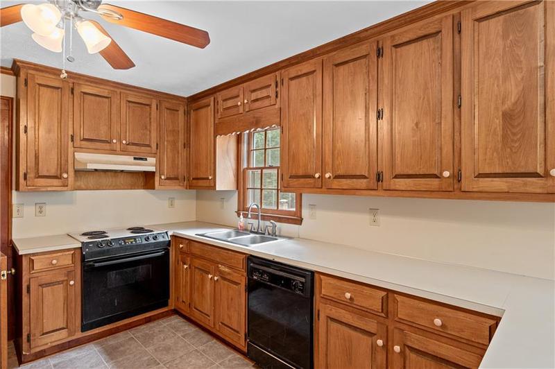 Image for property 4158 Azalea Court, Snellville, GA 30039