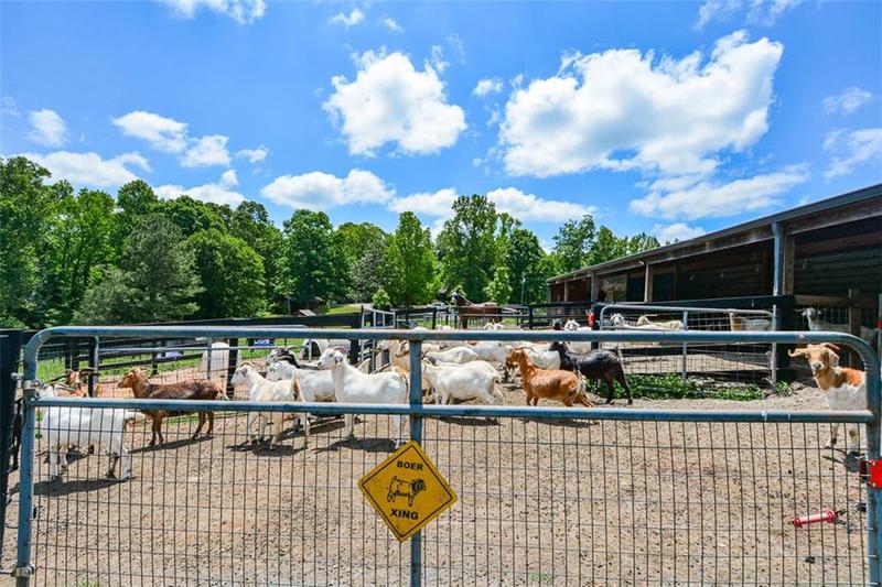 Image for property 114 Addington Lane, Waleska, GA 30183