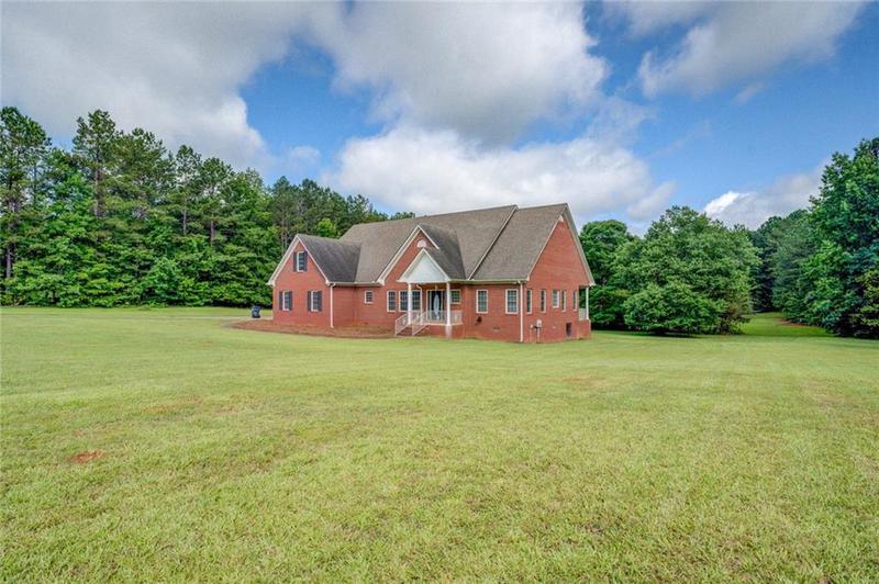 Image for property 172 Lakeview Drive, Newborn, GA 30056