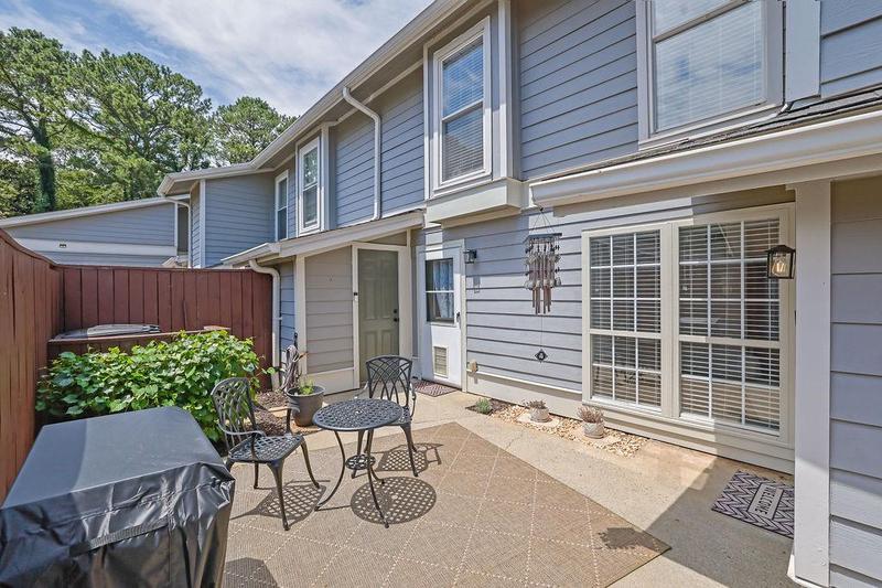 Image for property 4992 Meadow Lane, Marietta, GA 30068