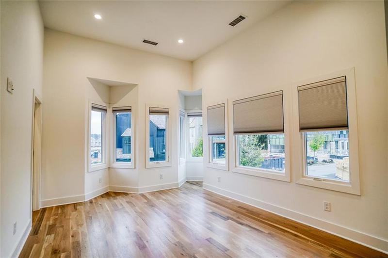 Image for property 290 2nd Street, Fayetteville, GA 30214