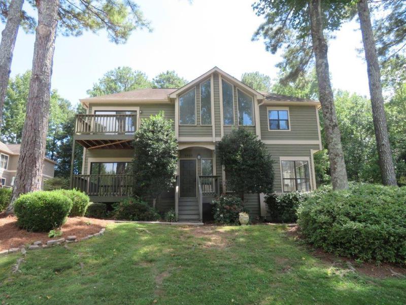 Image for property 3052 Steeplechase Drive, Alpharetta, GA 30004