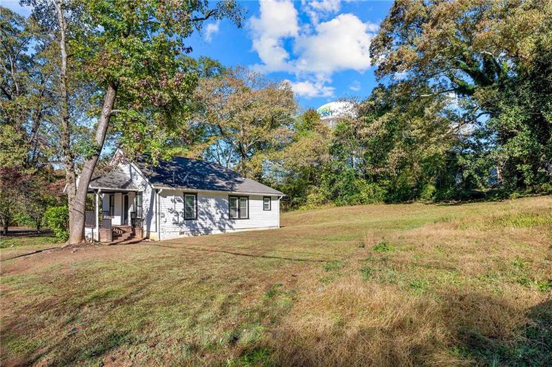 Image for property 1871 Center Avenue, Atlanta, GA 30344
