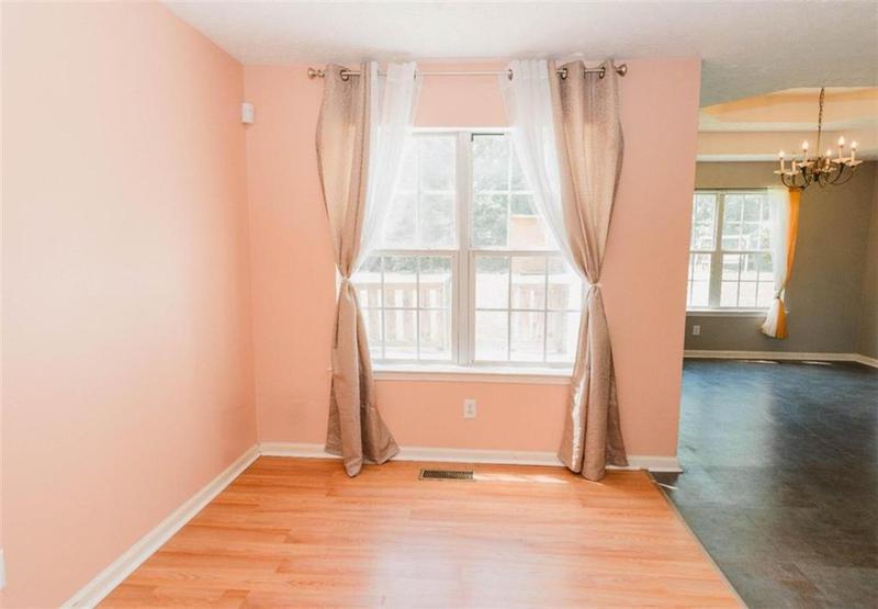 Image for property 287 Diamond Court, Carrollton, GA 30116