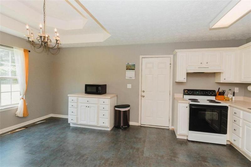 Image for property 287 Diamond Court, Carrollton, GA 30116