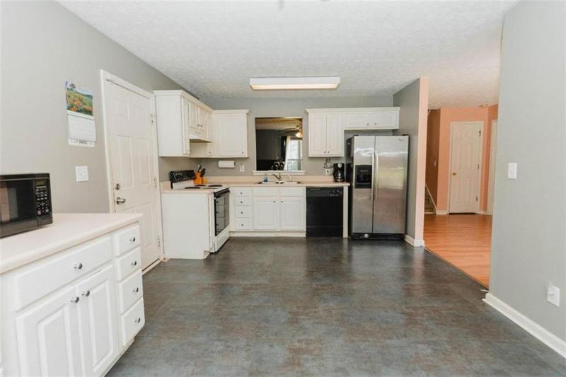 Image for property 287 Diamond Court, Carrollton, GA 30116