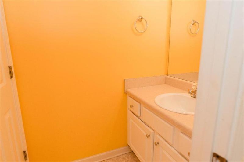 Image for property 287 Diamond Court, Carrollton, GA 30116