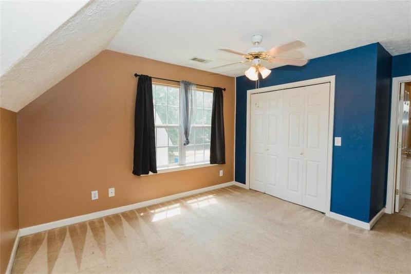 Image for property 287 Diamond Court, Carrollton, GA 30116