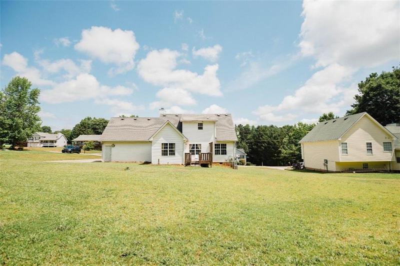 Image for property 287 Diamond Court, Carrollton, GA 30116