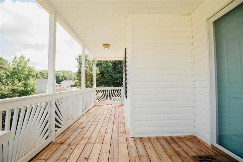 Image for property 287 Diamond Court, Carrollton, GA 30116