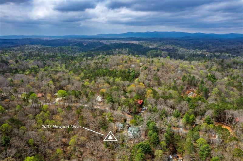 Image for property 2037 Newport Dr, Ellijay, GA 30540