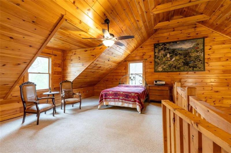 Image for property 2037 Newport Dr, Ellijay, GA 30540