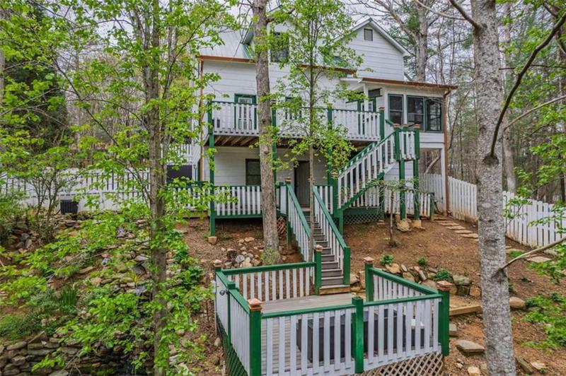 Image for property 2037 Newport Dr, Ellijay, GA 30540