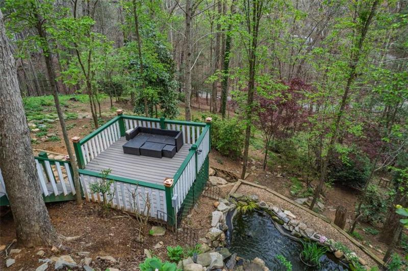 Image for property 2037 Newport Dr, Ellijay, GA 30540