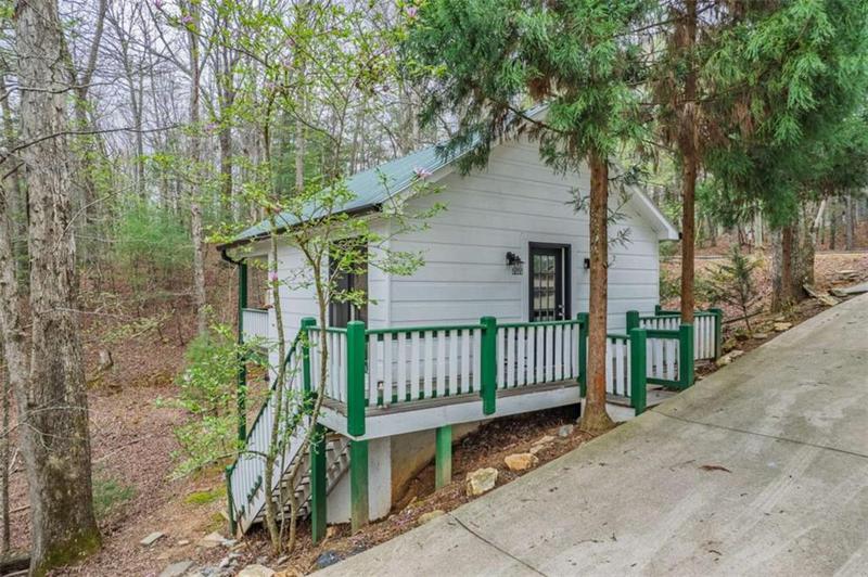 Image for property 2037 Newport Dr, Ellijay, GA 30540