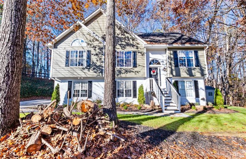 Image for property 126 Laguna Springs Drive, Woodstock, GA 30188