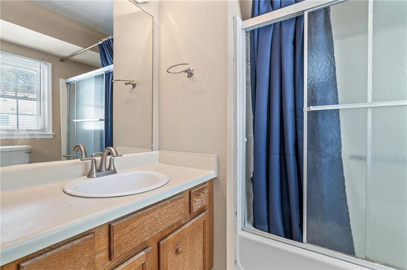 Image for property 223 Chads Ford Way, Roswell, GA 30076