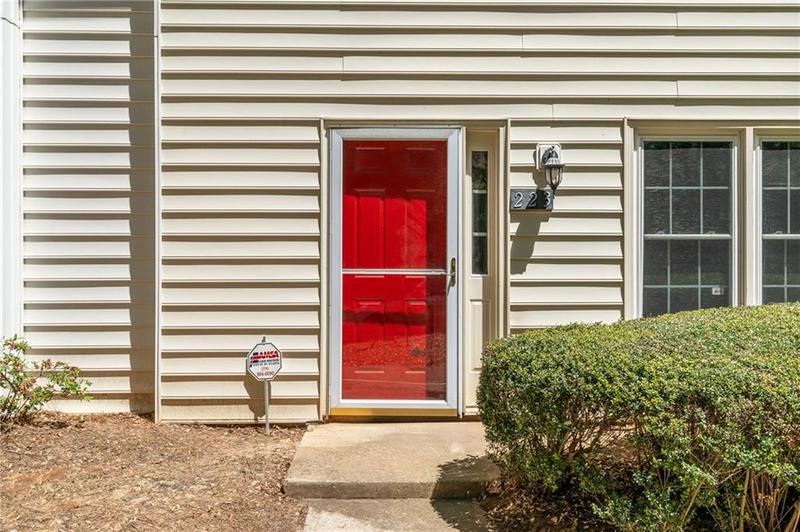 Image for property 223 Chads Ford Way, Roswell, GA 30076