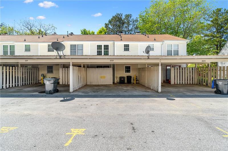 Image for property 223 Chads Ford Way, Roswell, GA 30076