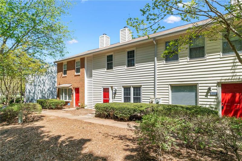 Image for property 223 Chads Ford Way, Roswell, GA 30076