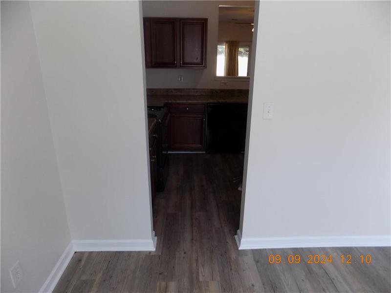 Image for property 5509 Sable Way, Atlanta, GA 30349