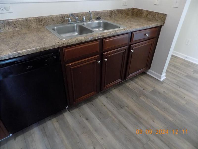 Image for property 5509 Sable Way, Atlanta, GA 30349
