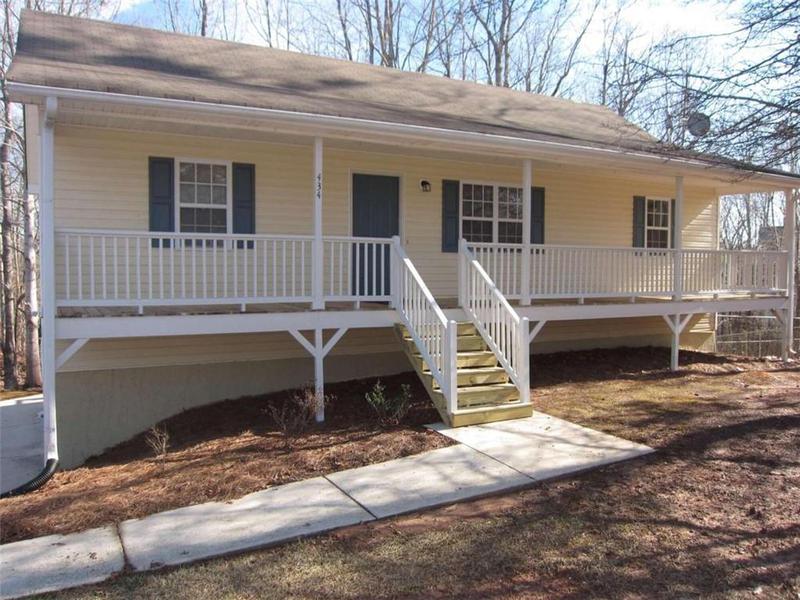 Image for property 434 Spring Leaf Drive, Dallas, GA 30157
