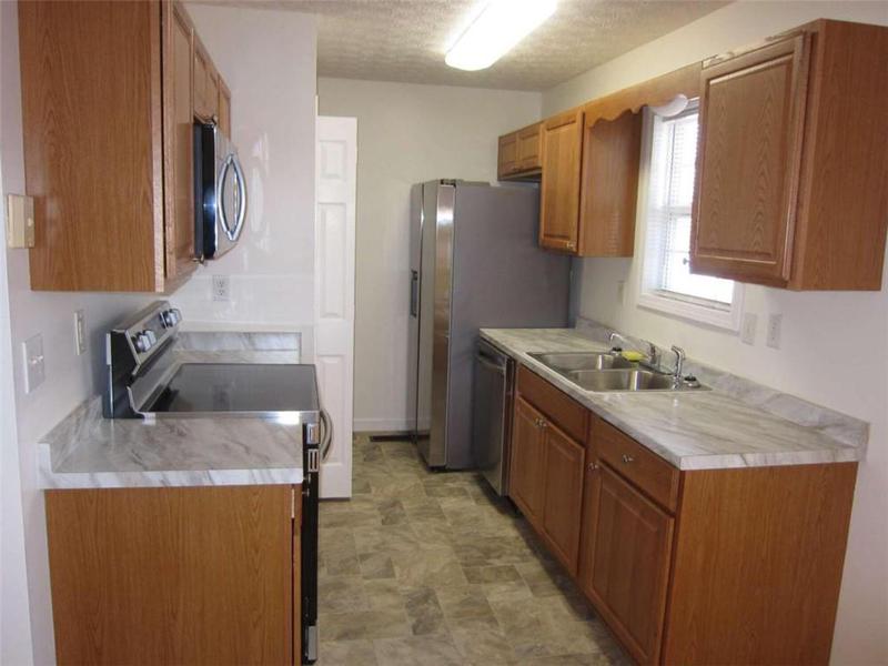 Image for property 434 Spring Leaf Drive, Dallas, GA 30157