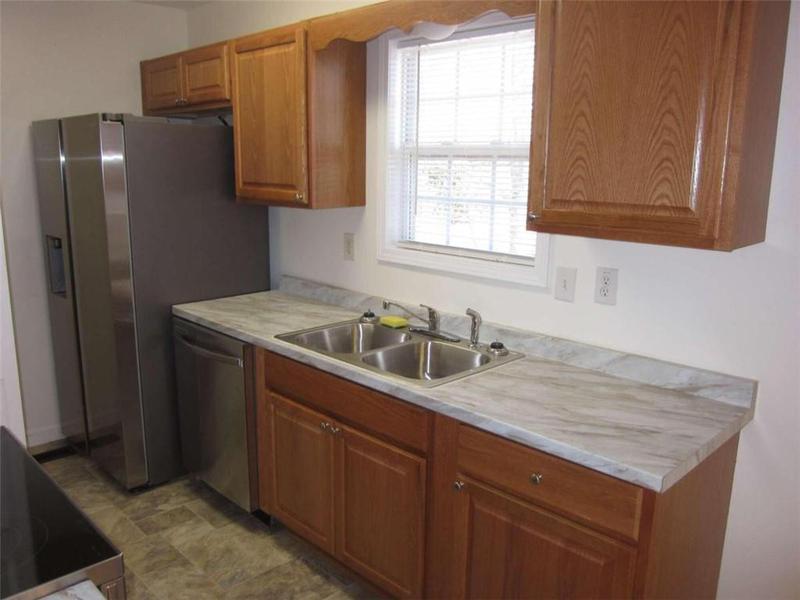 Image for property 434 Spring Leaf Drive, Dallas, GA 30157