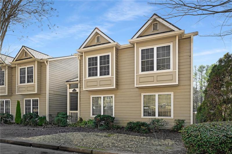 Image for property 27 Lakes Edge Drive, Smyrna, GA 30080