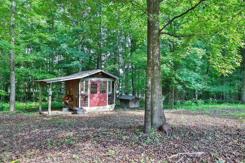 Image for property 594 Peachtree Road, Hoschton, GA 30548