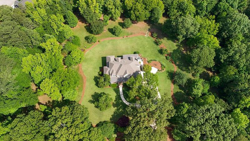 Image for property 594 Peachtree Road, Hoschton, GA 30548