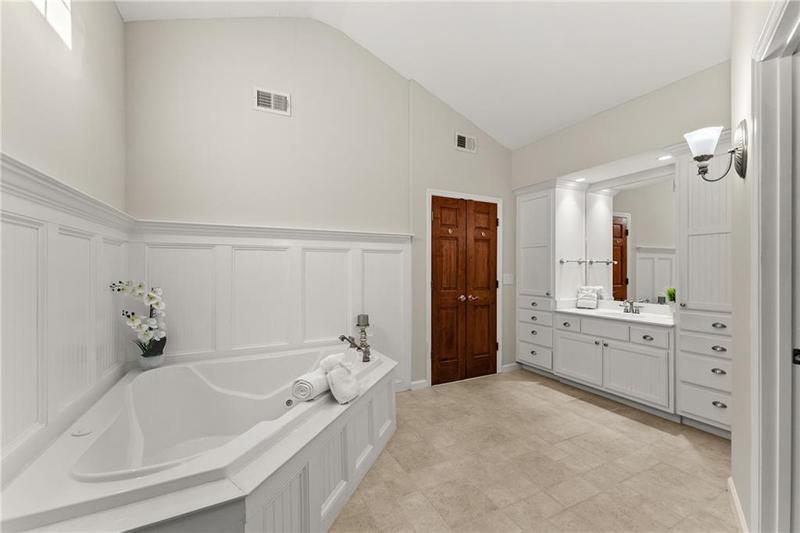 Image for property 5775 Lakeshore Drive, Buford, GA 30518