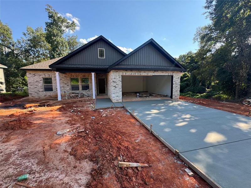 Image for property 60 TIFFANY Lane, Warner Robins, GA 31093