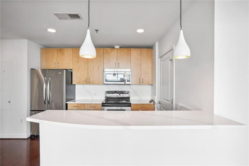 Image for property 361 17th Street 922, Atlanta, GA 30363
